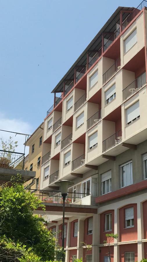 Hotel Robinia Imperia Exteriör bild